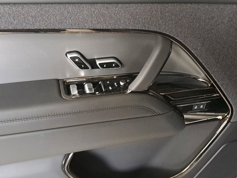 Land Rover Range Rover Sport usata a Milano (20)