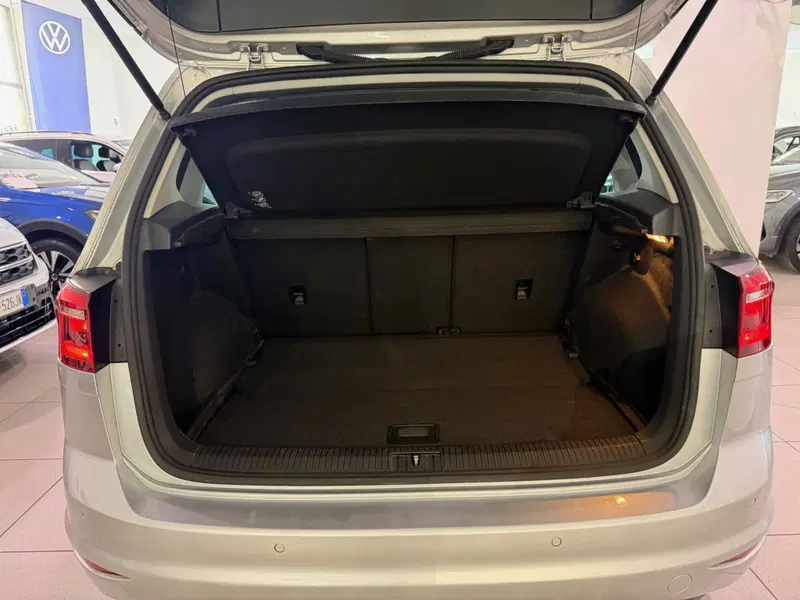 Volkswagen Golf usata a Genova (10)