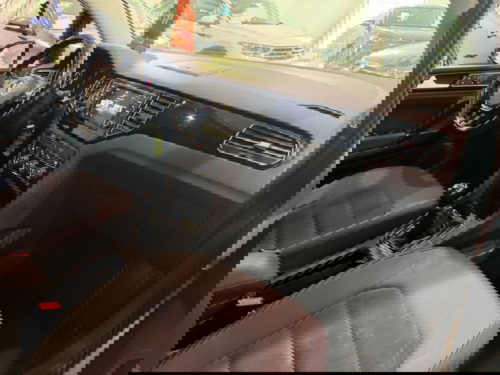 Volkswagen Golf usata a Genova (11)