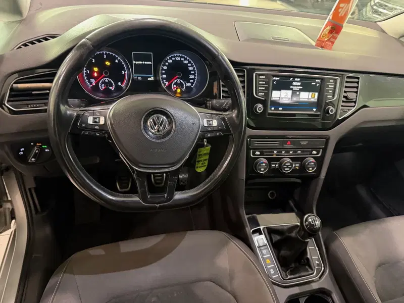 Volkswagen Golf usata a Genova (12)