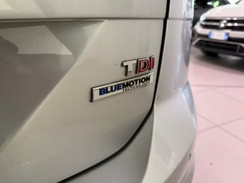 Volkswagen Golf usata a Genova (15)