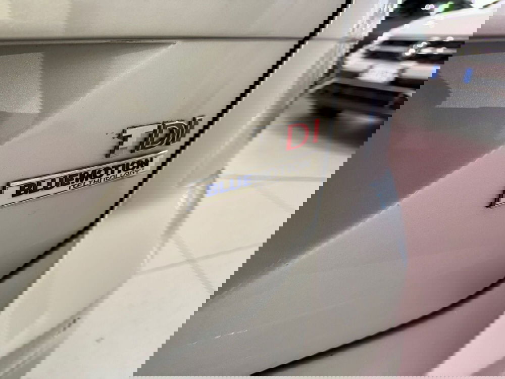 Volkswagen Golf usata a Genova (15)