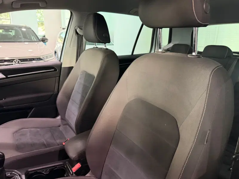 Volkswagen Golf usata a Genova (9)