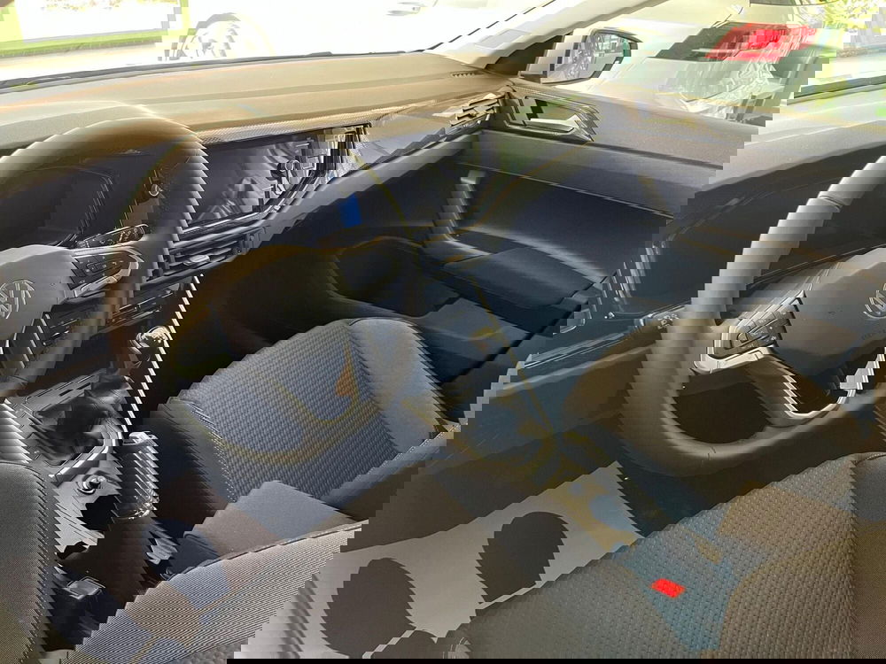 Volkswagen Polo nuova a Lecco (6)