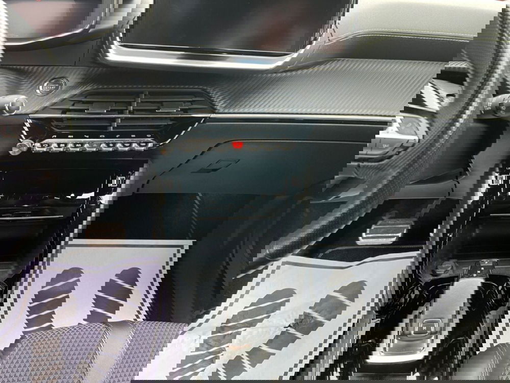 Peugeot 2008 usata a Verona (9)