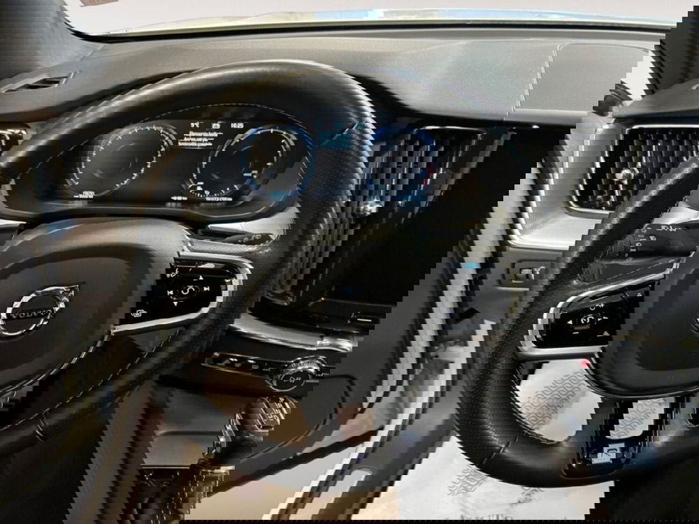 Volvo XC60 usata a Verona (12)