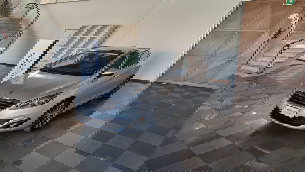Peugeot 308 SW usata a Vercelli