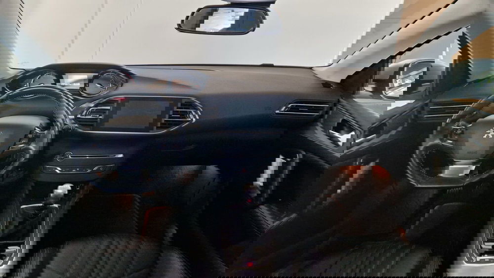 Peugeot 308 SW usata a Vercelli (10)