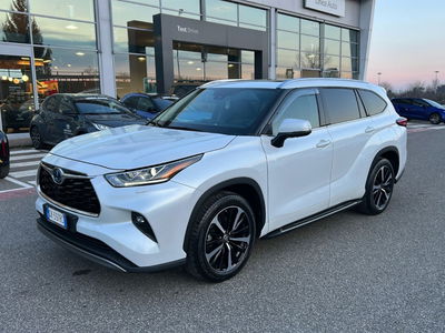 Toyota Highlander 2.5h Executive e-cvt del 2022 usata a Piacenza