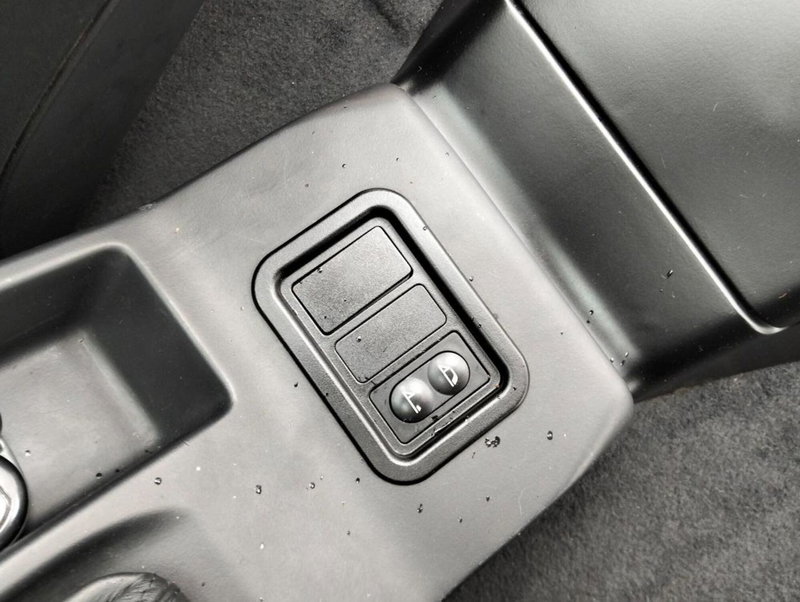 BMW Z3 Cabrio usata a Como (11)