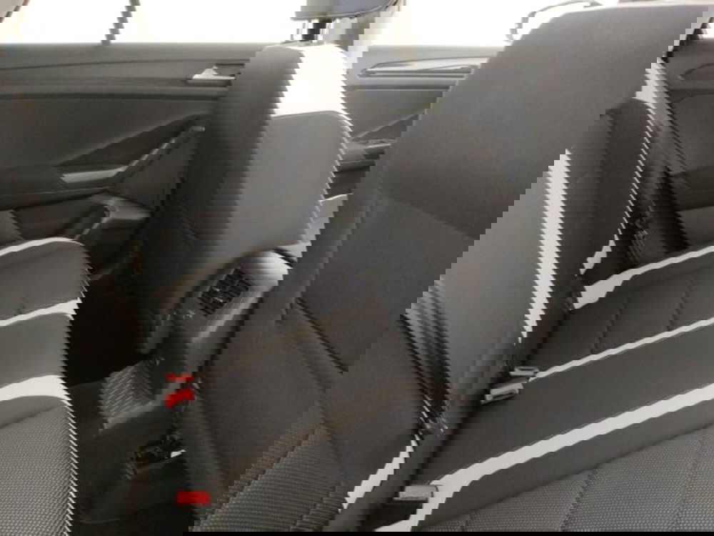 Volkswagen T-Roc usata a Modena (11)