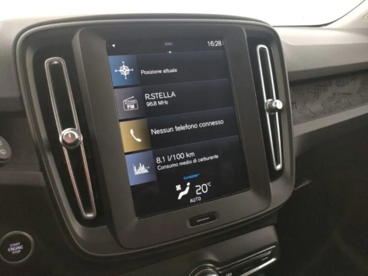 Volvo XC40 usata a Modena (16)