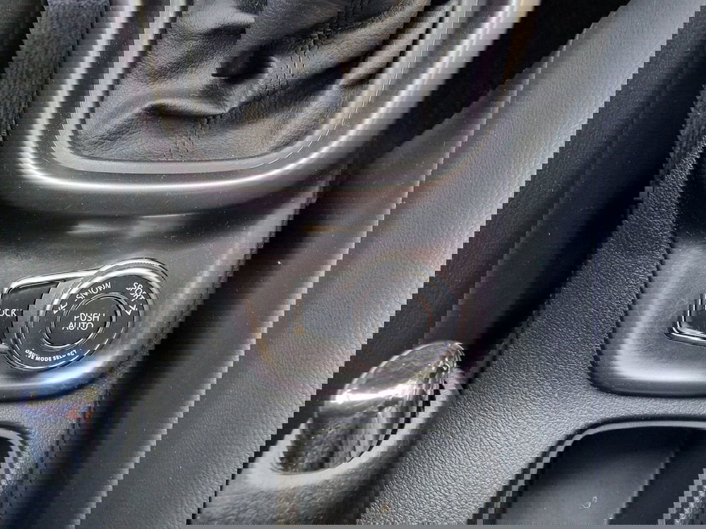 Suzuki Vitara usata a Milano (12)