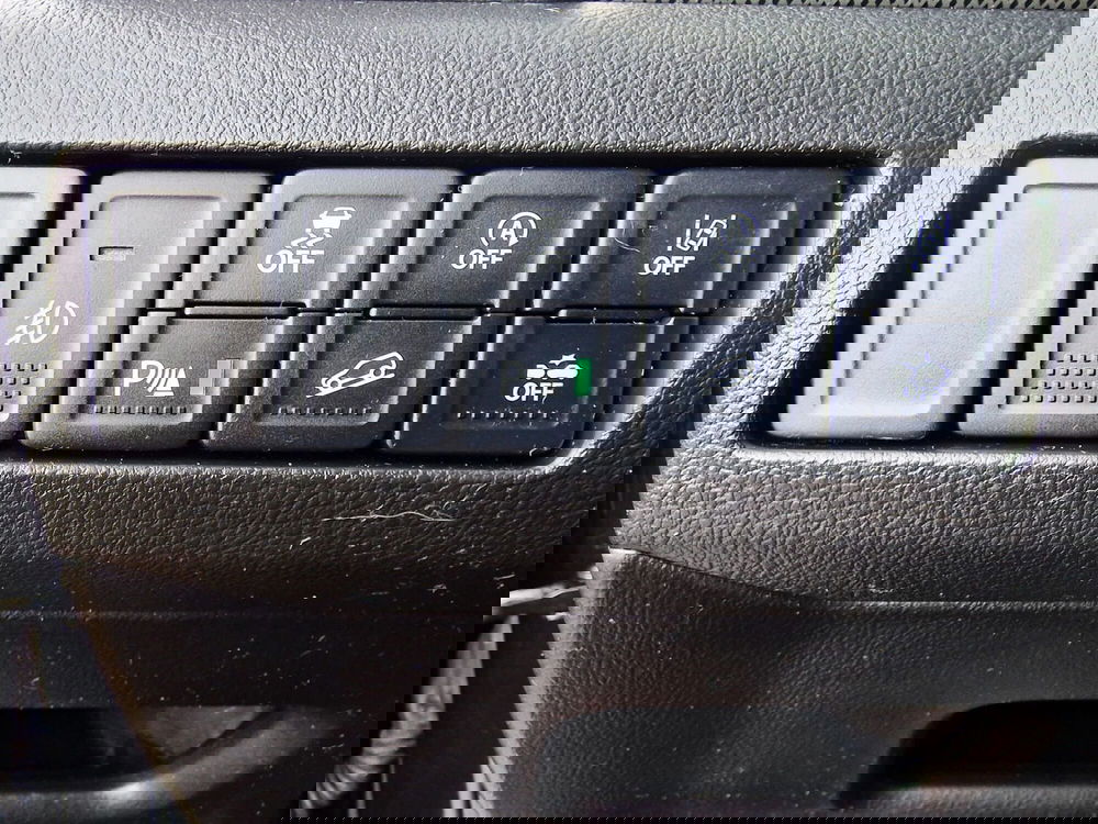 Suzuki Vitara usata a Milano (13)