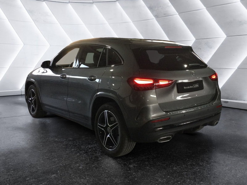 Mercedes-Benz GLA SUV usata a Caserta (5)