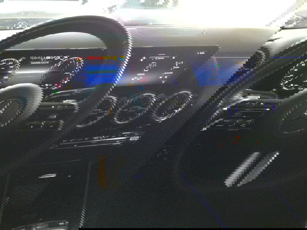 Mercedes-Benz GLA SUV usata a Caserta (6)