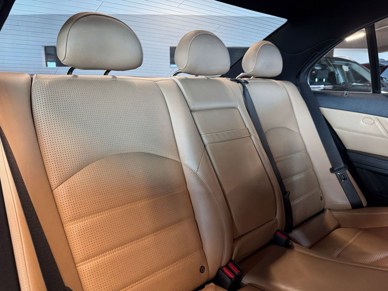 Mercedes-Benz Classe E usata a Messina (11)