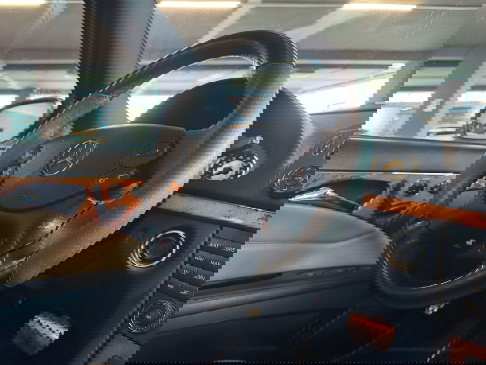 Mercedes-Benz Classe E usata a Messina (15)