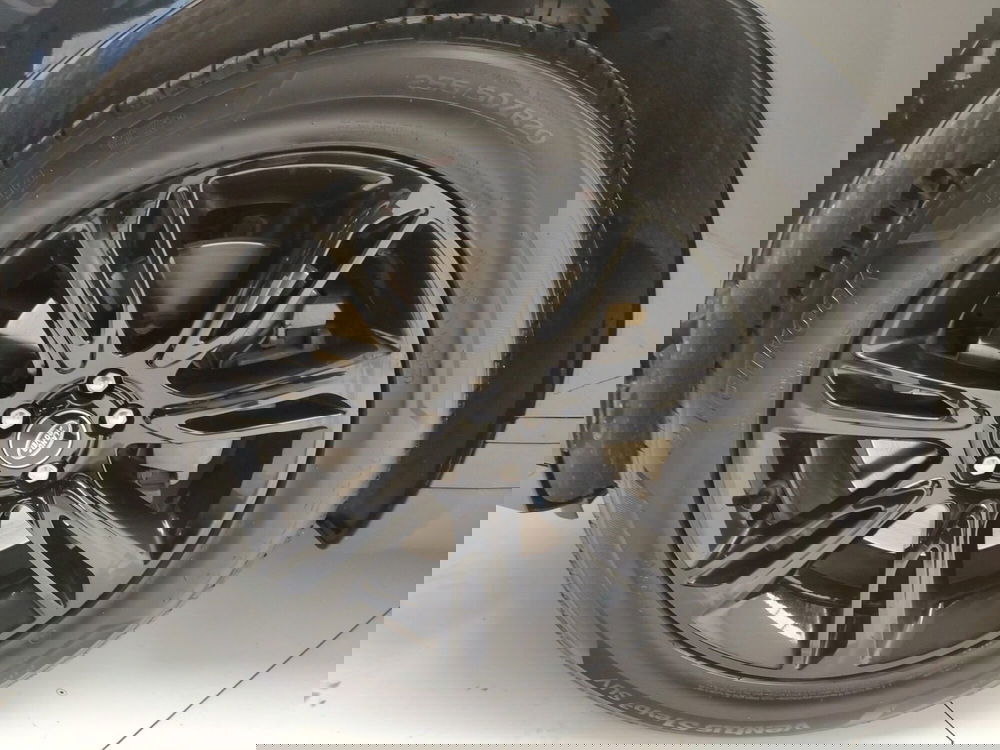 Land Rover Range Rover Velar usata a Avellino (11)