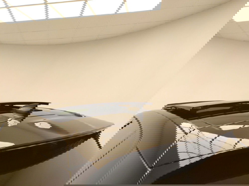 Land Rover Range Rover Velar usata a Avellino (20)