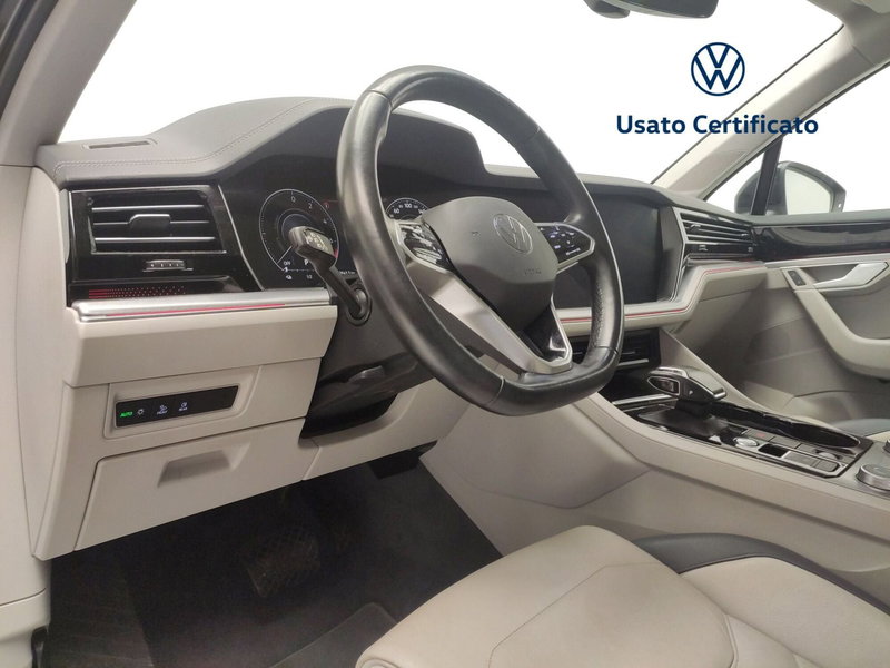 Volkswagen Touareg usata a Avellino (19)