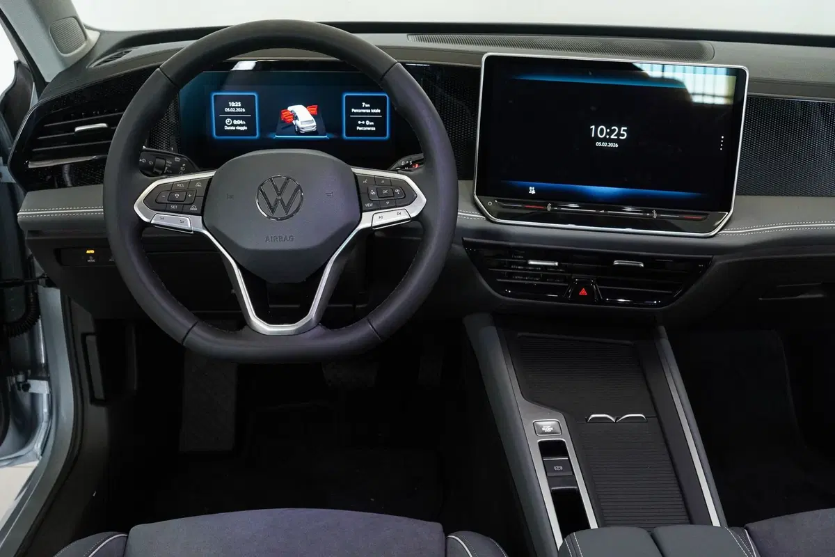 Volkswagen Passat usata a Perugia (13)