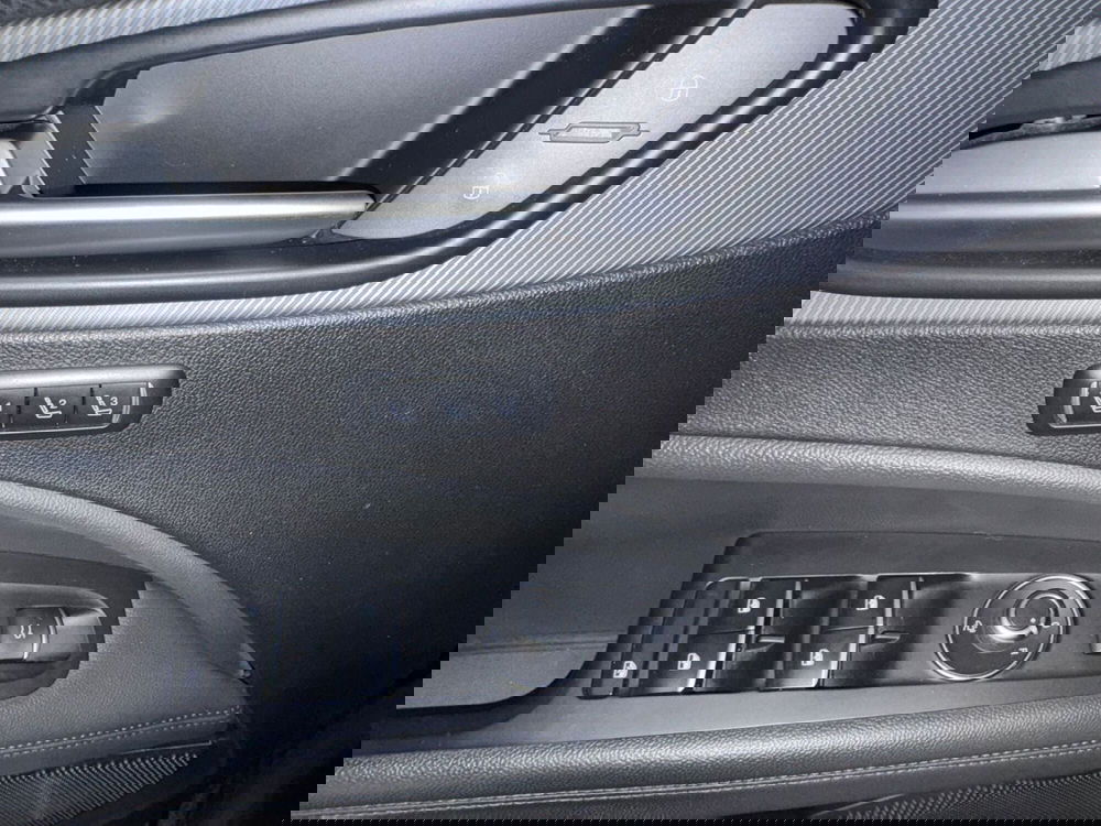 Alfa Romeo Stelvio usata a Salerno (16)