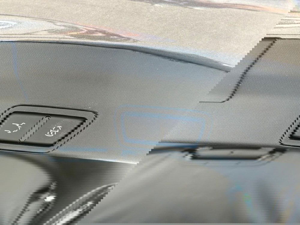 Alfa Romeo Stelvio usata a Salerno (14)