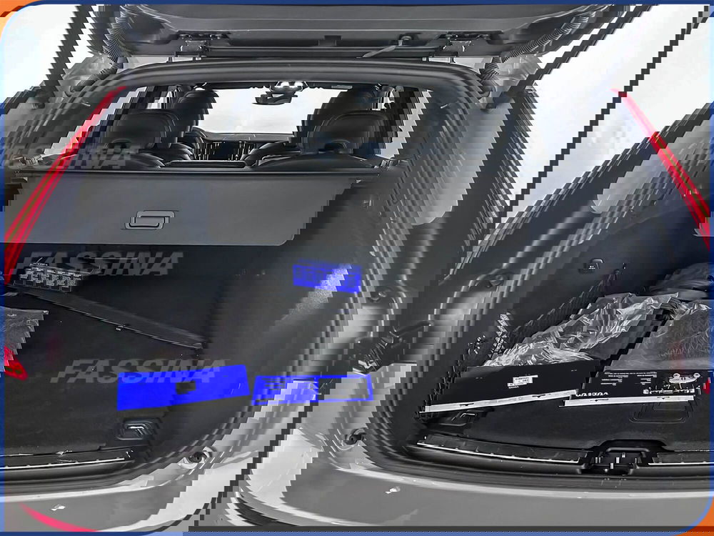 Volvo XC60 usata a Milano (11)