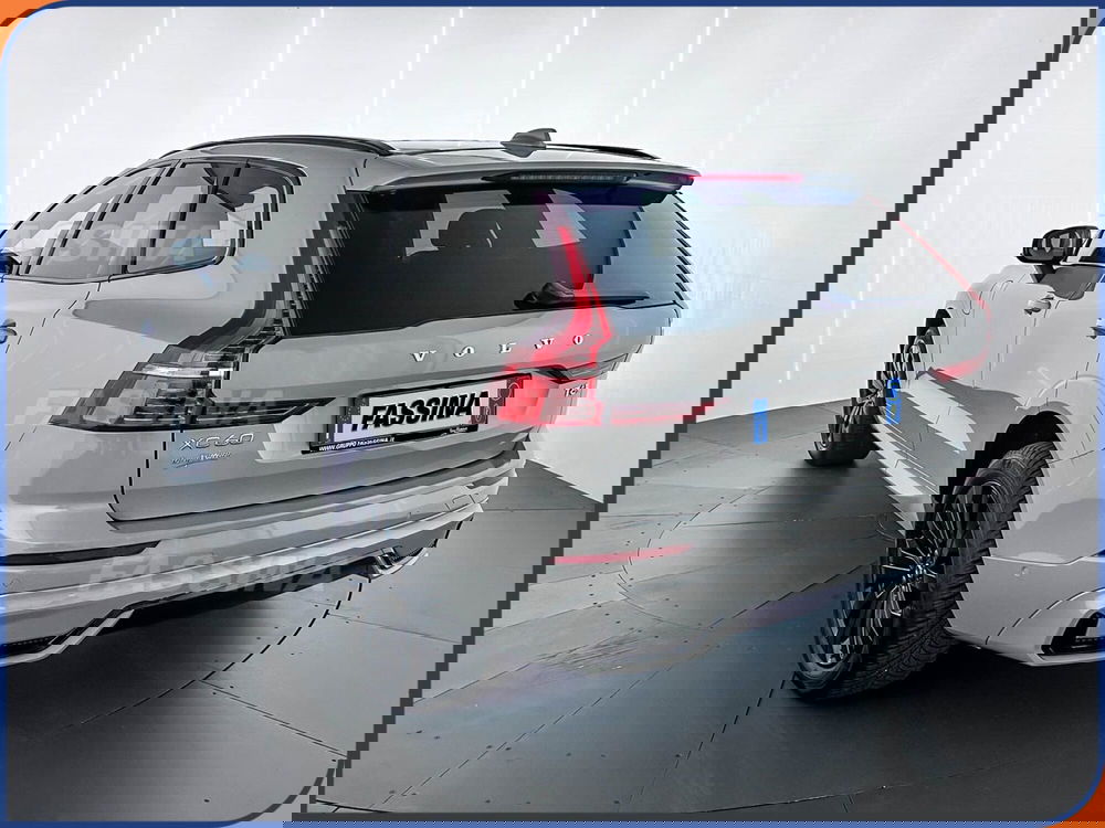 Volvo XC60 usata a Milano (4)