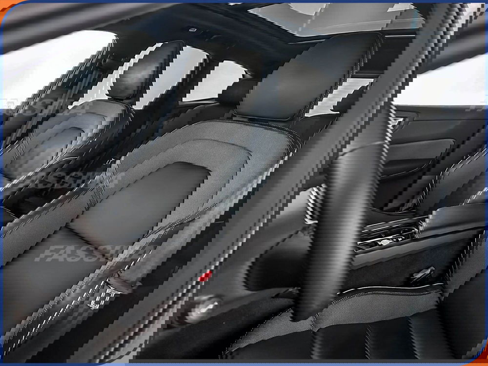 Volvo XC60 usata a Milano (8)