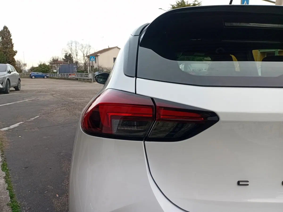 Opel Corsa usata a Parma (16)