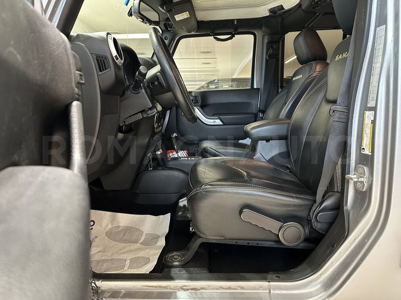 Jeep Wrangler Unlimited usata a Forlì-Cesena (14)