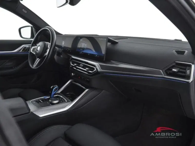 BMW i4 usata a Perugia (12)