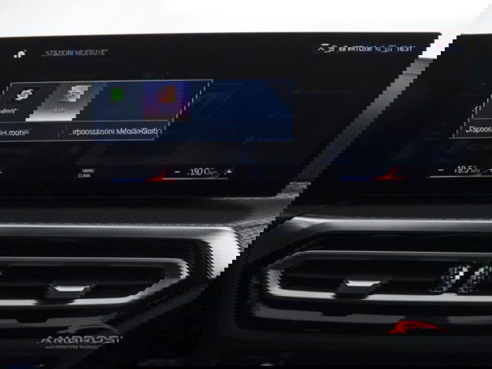 BMW i4 usata a Perugia (15)