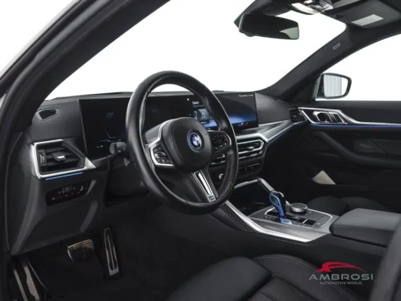 BMW i4 usata a Perugia (8)