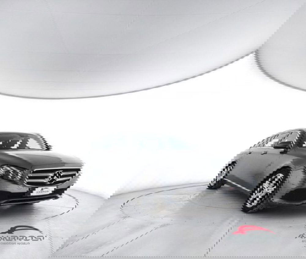 Mercedes-Benz Classe E Station Wagon usata a Perugia (2)