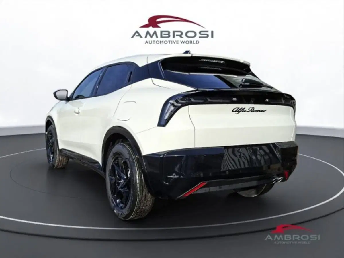 Alfa Romeo Junior nuova a Perugia (4)