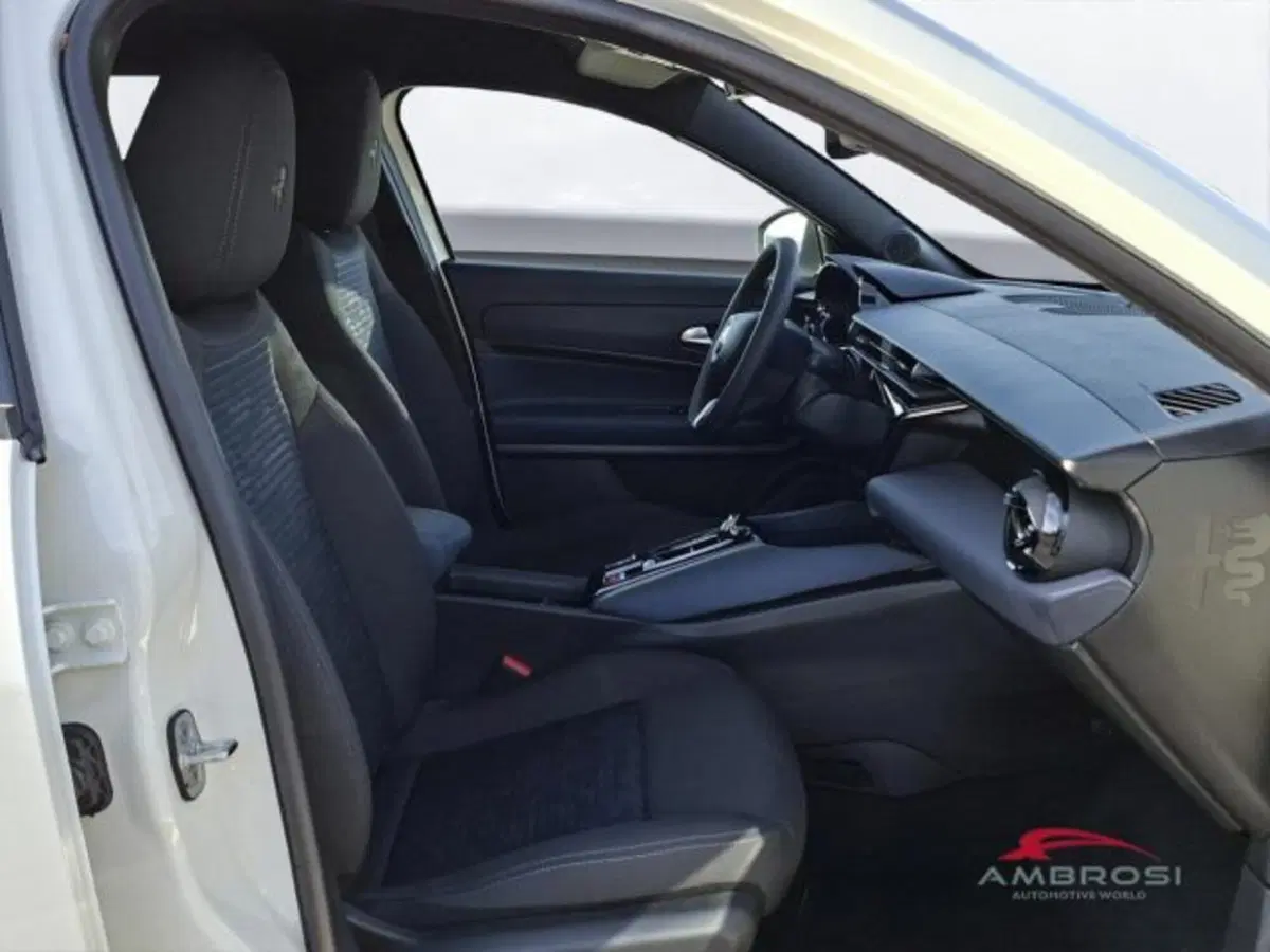 Alfa Romeo Junior nuova a Perugia (12)