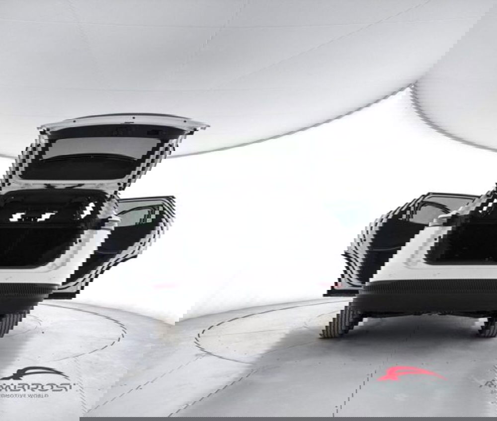 Omoda Omoda 7 SHS-P nuova a Perugia (7)