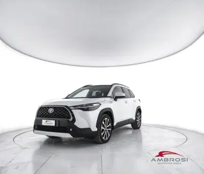 Toyota Corolla Cross Hybrid 2.0h Lounge 4wd 197cv e-cvt del 2024 usata a Corciano