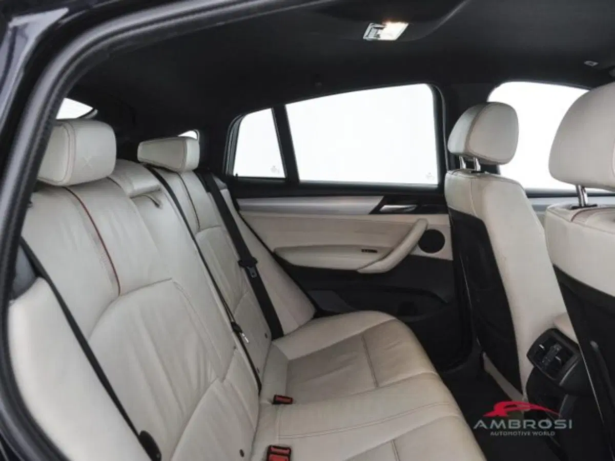BMW X4 usata a Perugia (11)
