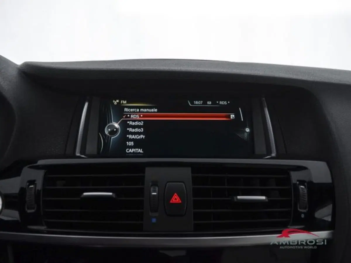 BMW X4 usata a Perugia (15)