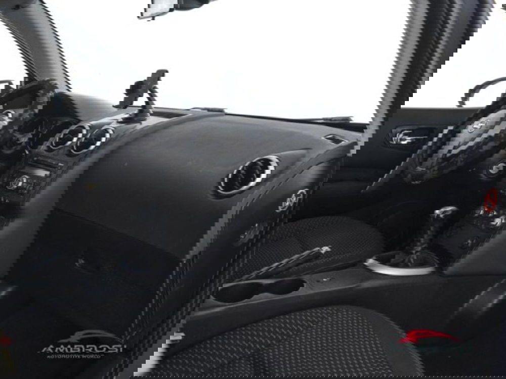 Nissan Qashqai usata a Perugia (12)