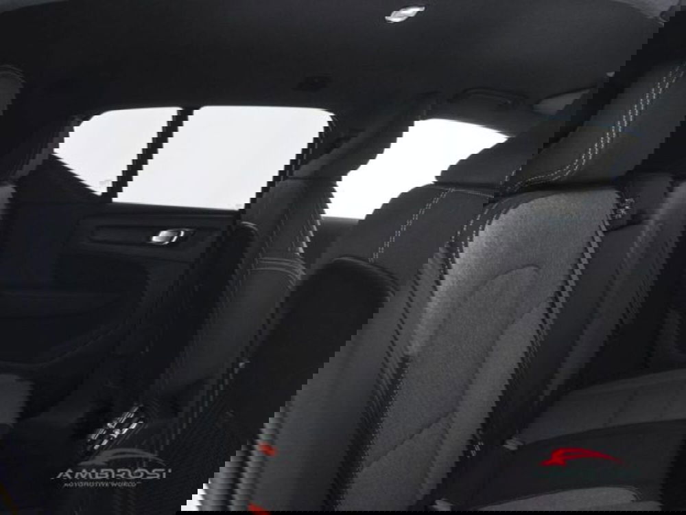 Volvo XC40 usata a Perugia (11)