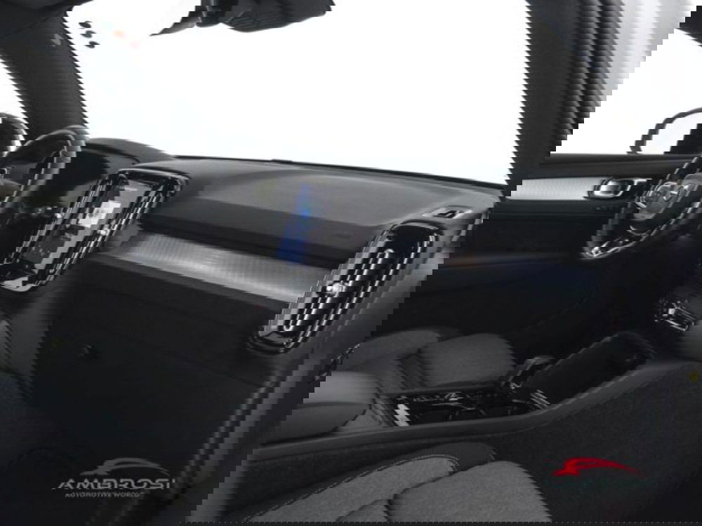 Volvo XC40 usata a Perugia (12)