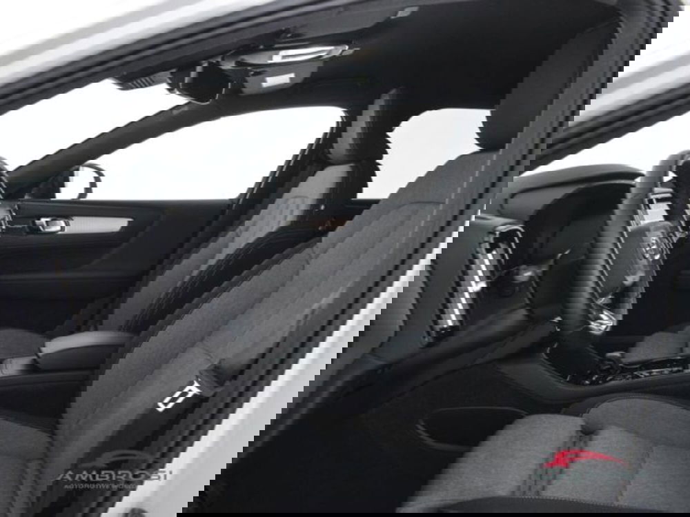 Volvo XC40 usata a Perugia (9)