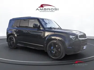 Land Rover Defender 110 3.0d i6 mhev SE awd 200cv auto 6p.ti del 2023 usata a Corciano