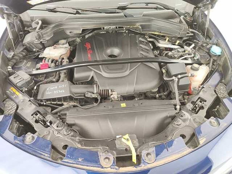 Alfa Romeo Stelvio usata a Teramo (10)