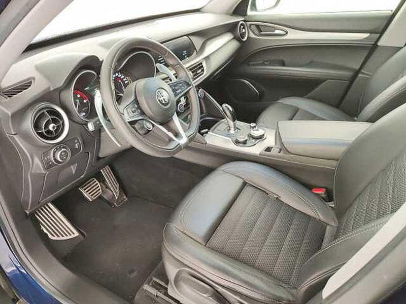 Alfa Romeo Stelvio usata a Teramo (11)